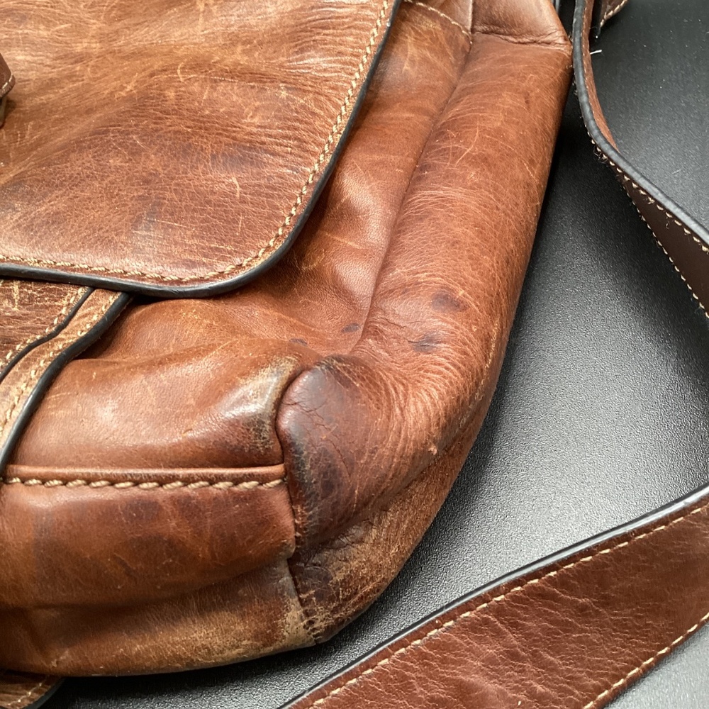Distressed Leather messenger Bag Marked Frye - Picture 10 of 12